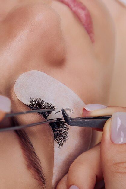 Best Eyelash Extension Course in Delhi NCR